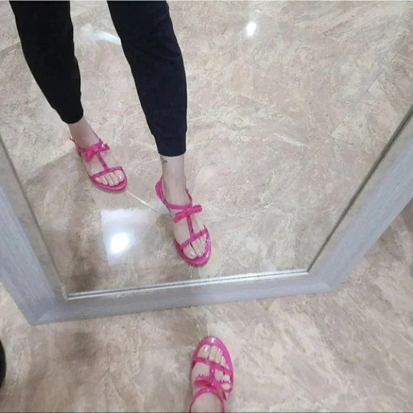 Kate Spade Savannah Hot Pink Rhinestone Jelly Sandals - Picture 1 of 12